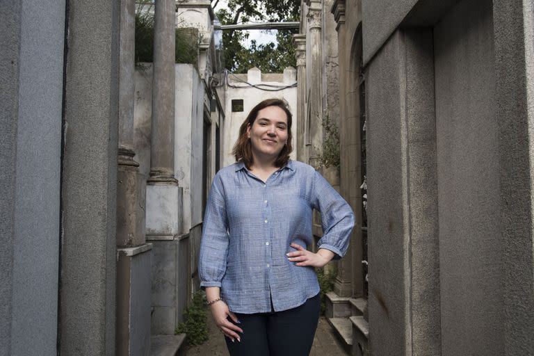 Pilar O'Gorman, en el cementerio de la Recoleta: pide que la bóveda de Camila O'Gorman sea restaurada 