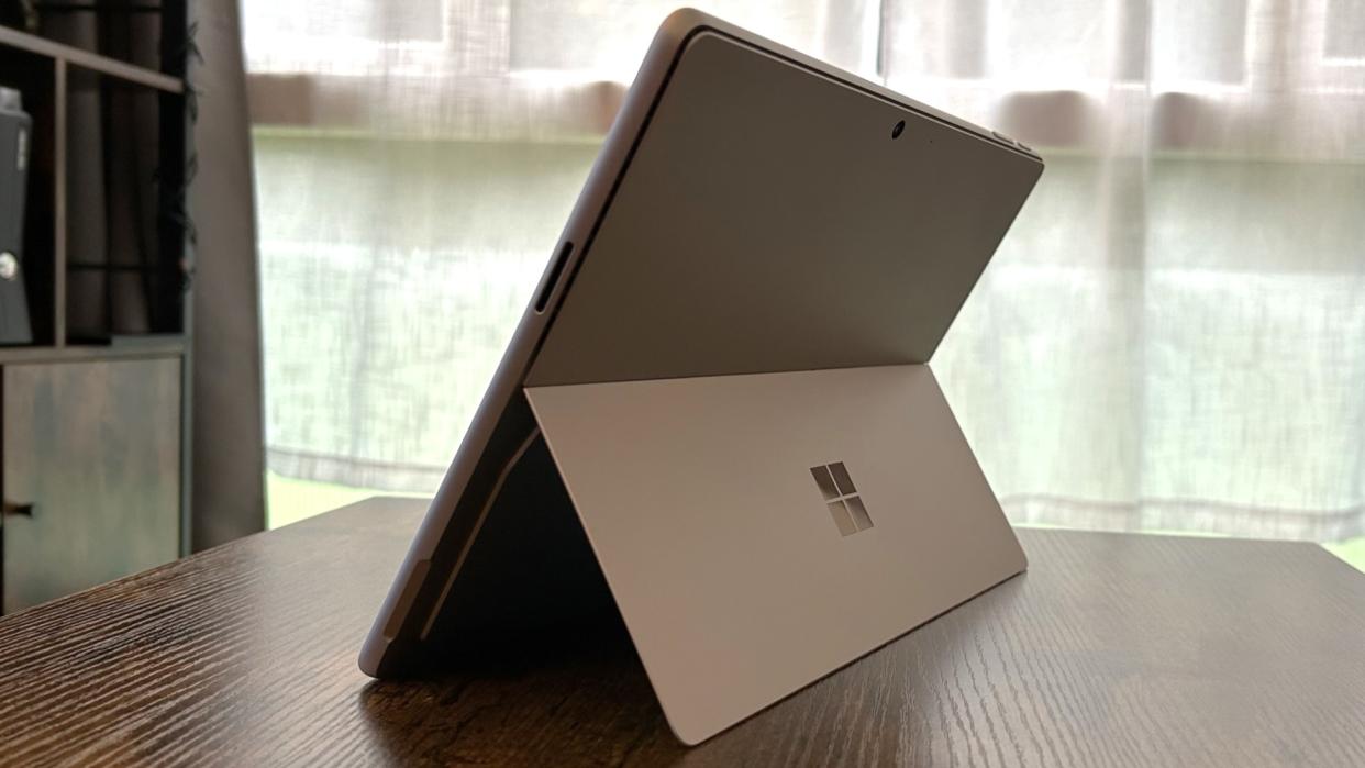  Surface Pro 9. 