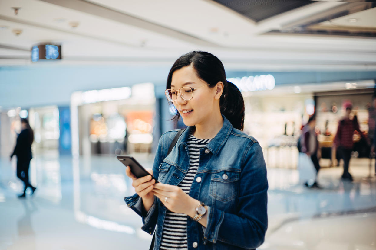 Curious about digital wallets? Learn what they are — and how to use them. (Photo: Getty)