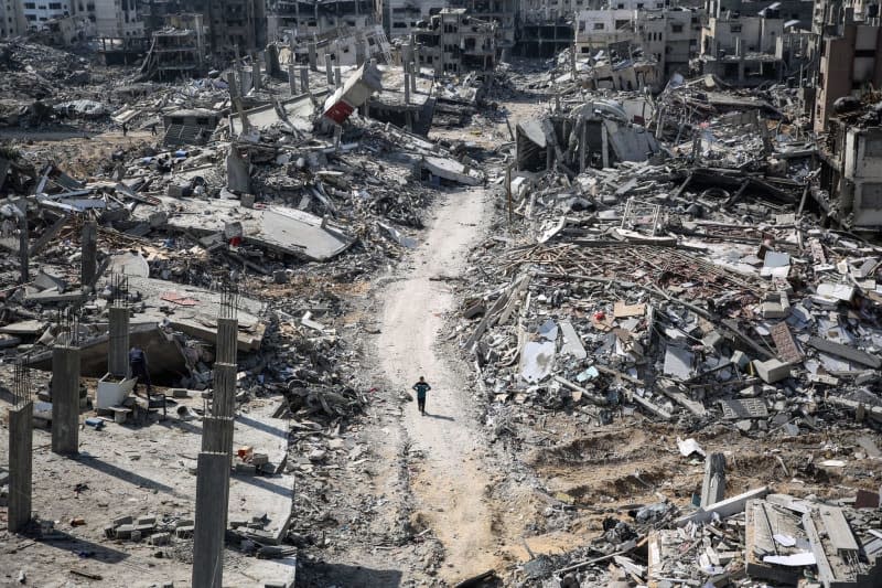 A general view of the destruction in the vicinity of al-Shifa Hospital, following a two-week military operation by the Israeli army in Gaza City. Omar Ishaq/dpa