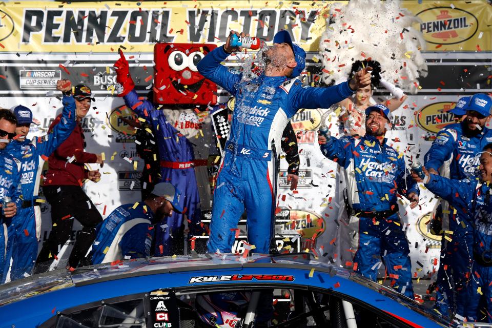 Kyle Larson went to Victory Lane last week in Las Vegas. Who will tame Phoenix Raceway this weekend?