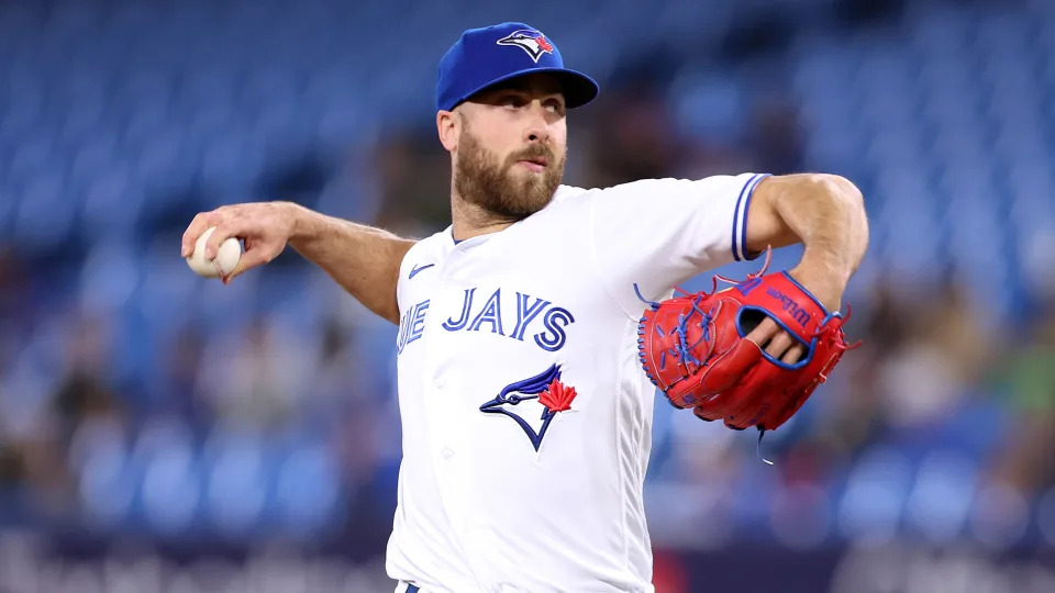 Blue Jays' Bass sorry for anti-LGBTQ post as Kershaw backs