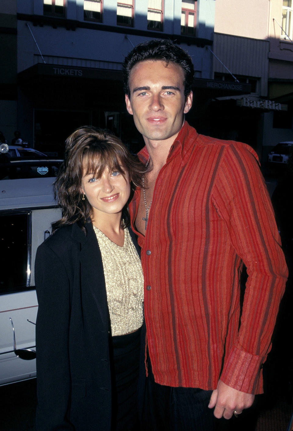 SYDNEY - JANUARY 01:  ACTORS DANNII MINOGUE AND JULIAN MCMAHON AT THE 'CATS' MUSICAL PREMIERE IN SYDNEY. (Photo by Patrick Riviere/Getty Images).