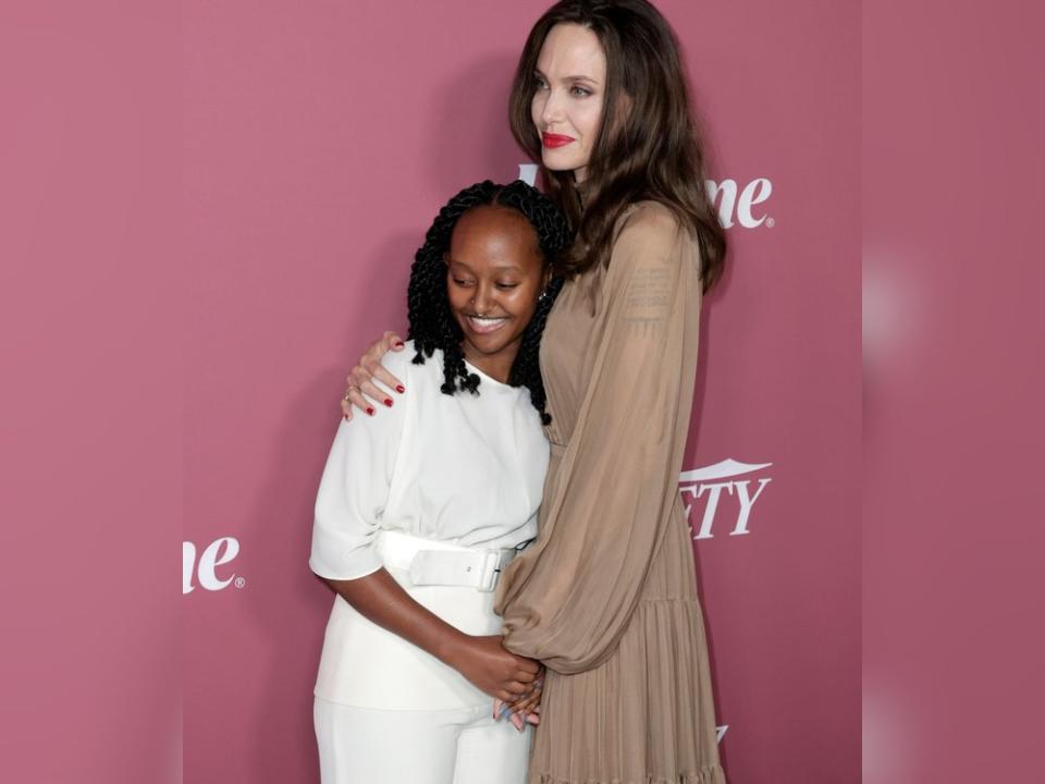 Angelina Jolie und ihre Tochter Zahara in Beverly Hills. (Bild: Frazer Harrison/Getty Images)