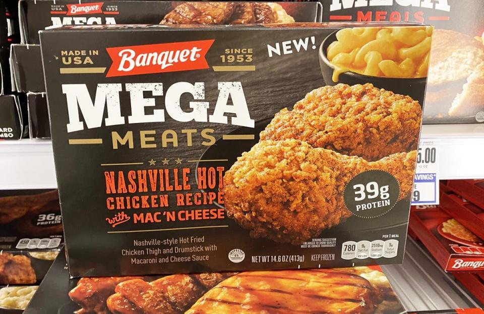 Unhealthiest: Banquet Nashville Hot Chicken Recipe With Mac ‘N Cheese