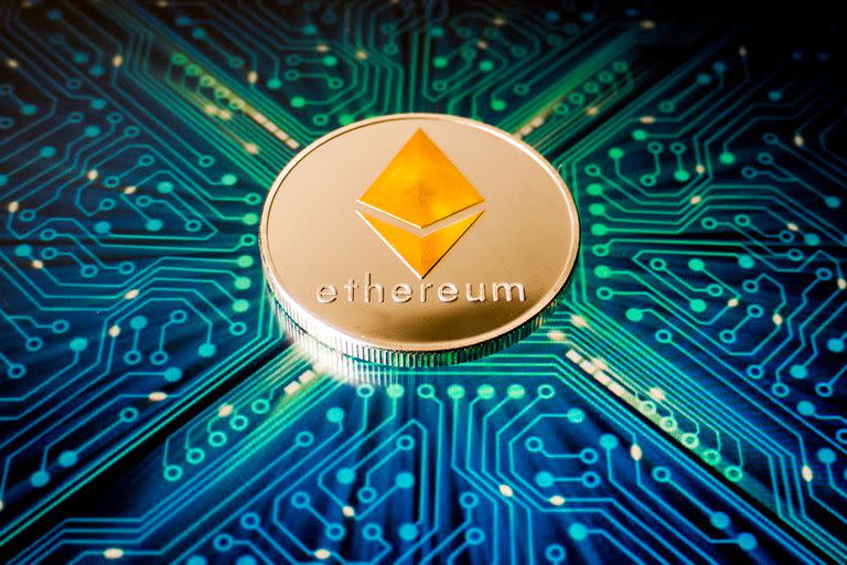 ¿Cuánto está Ethereum?