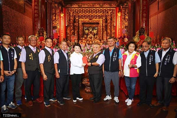 大里振坤宮慶媽祖聖誕盧市長祈求國泰民安。