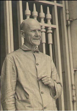 Eugene V. Debs mientras estaba en prisión, en 1920, en la Penitenciaría Federal de Atlanta por oponerse a la Primera Guerra Mundial  (imagen vía Wikimedia commons)