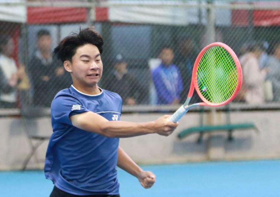 日四戰全勝的罕見紀錄，同時晉級混雙決賽。四維體育推廣教育基金會提供