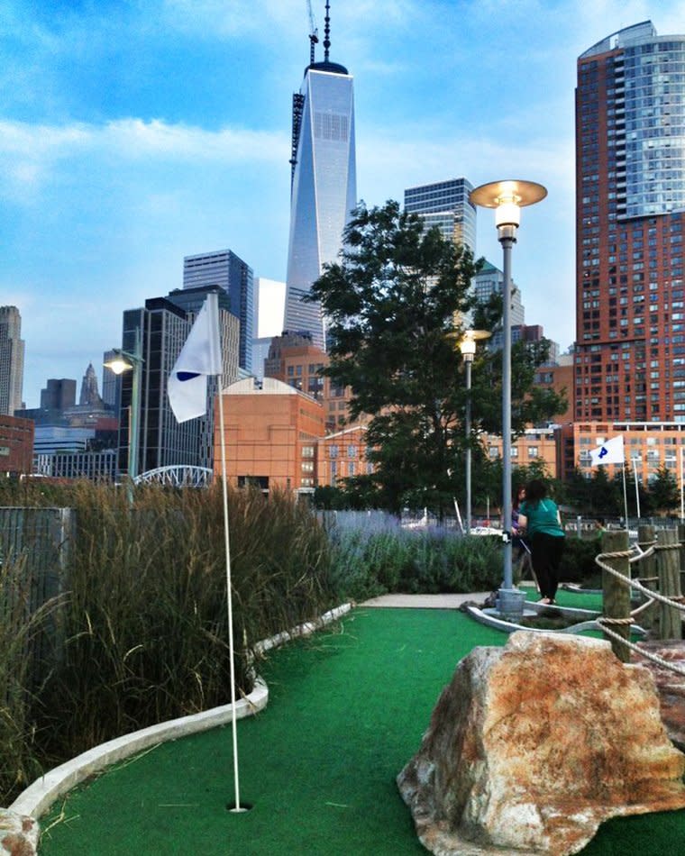 miniature golf course at Pier 25 in Hudson River Park
