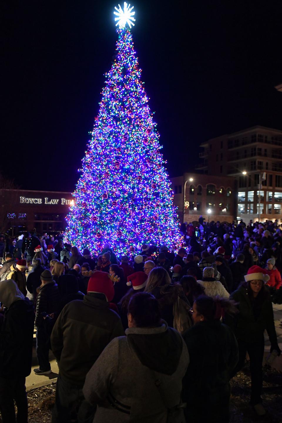 A crowd attends the Washington Pavilion tree lighting on Friday, November 25, 2022, in downtown Sioux Falls.