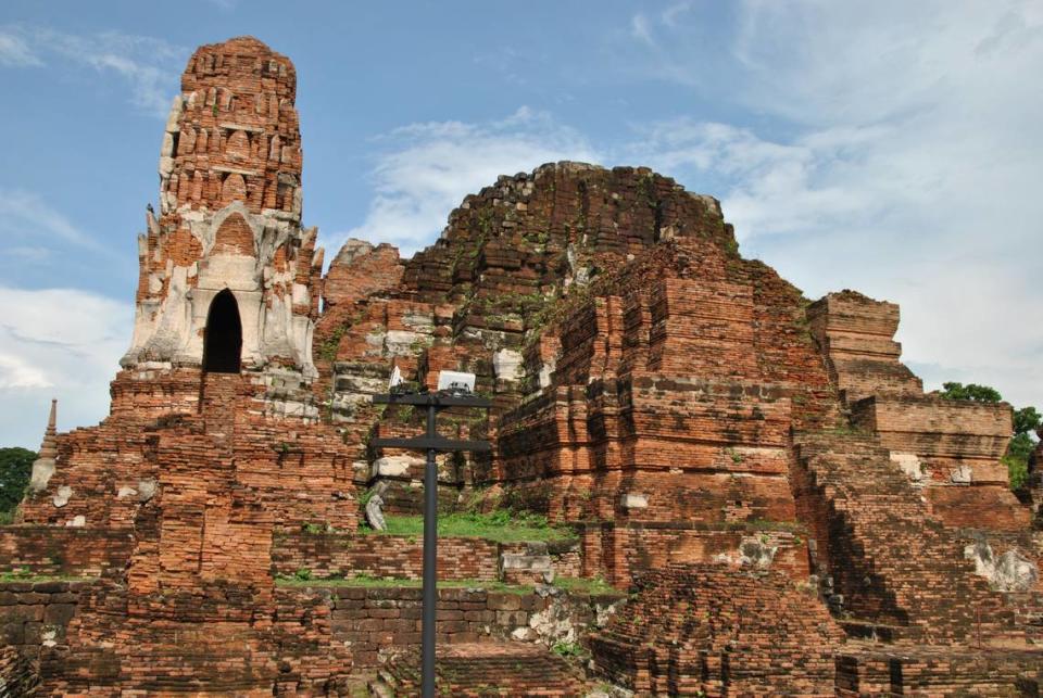 La antigua capital Ayutthaya se puede visitar en una excursion de dia desde Bangkok.