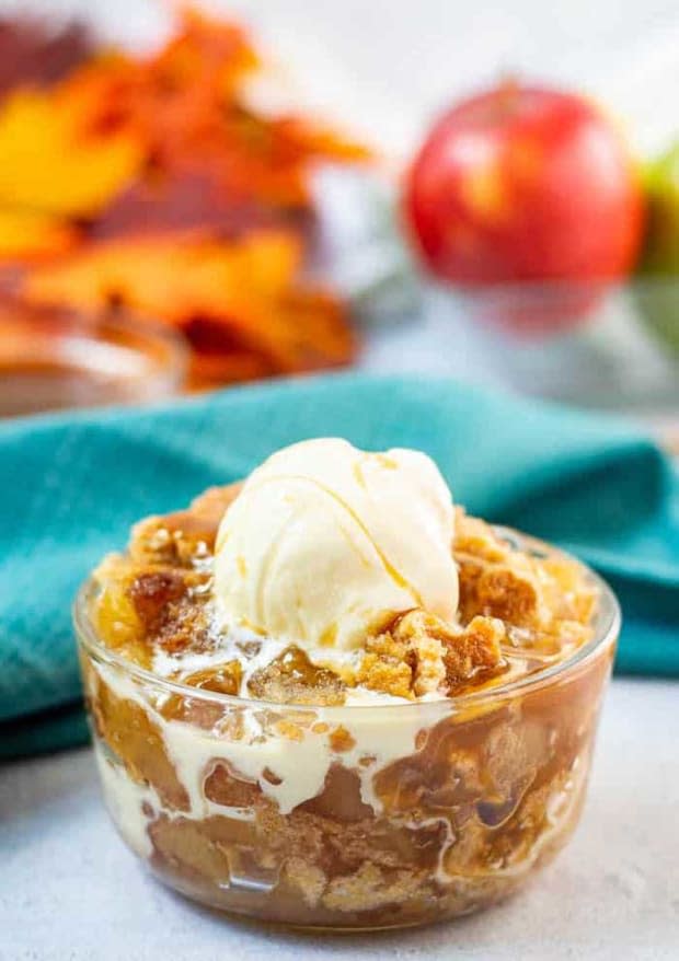 <p><a href="https://flavormosaic.com/apple-dump-cake/" rel="nofollow noopener" target="_blank" data-ylk="slk:Flavor Mosaic;elm:context_link;itc:0;sec:content-canvas" class="link ">Flavor Mosaic</a></p>