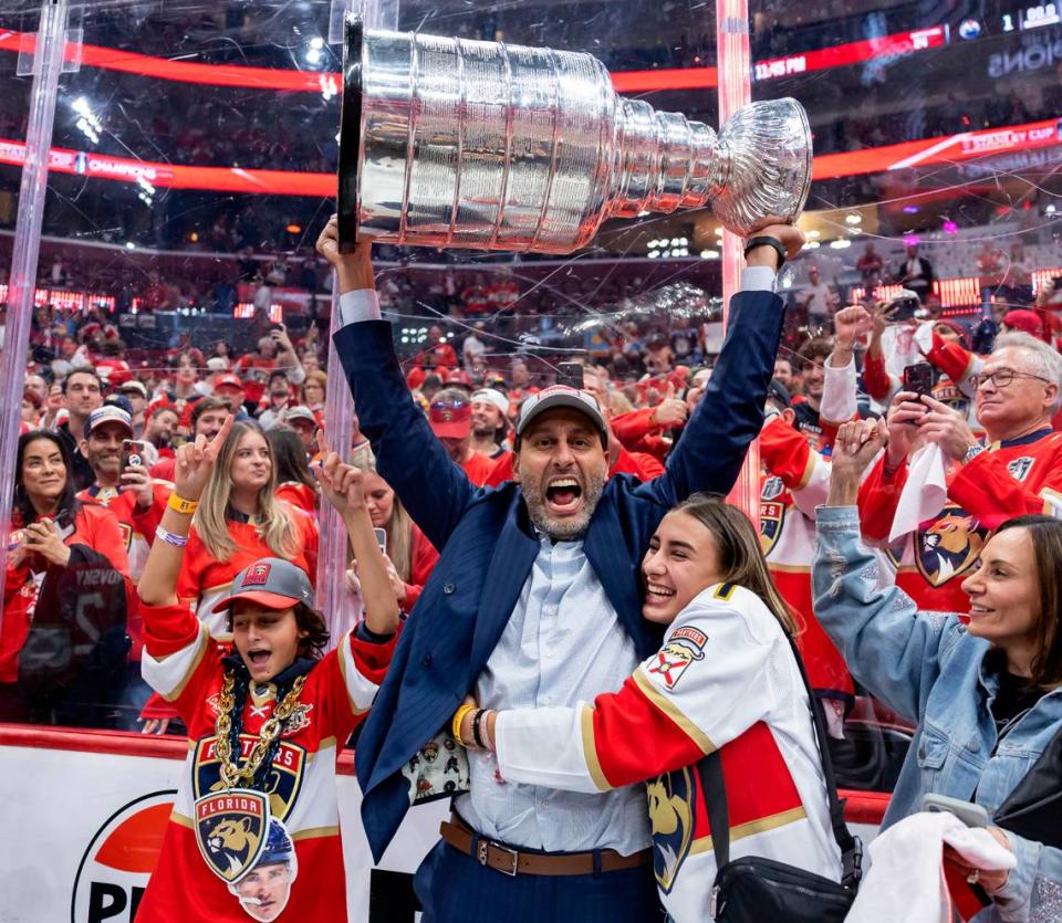 Former Panthers goalie and current Panthers Special Advisor to the General Manager Roberto Luongo raises the Stanley Cup after the Panthers’ Stanley Cup Final Game 7 triumph against Edmonton at Amerant Bank Arena on Monday, June 24, 2024, in Sunrise, Fla.