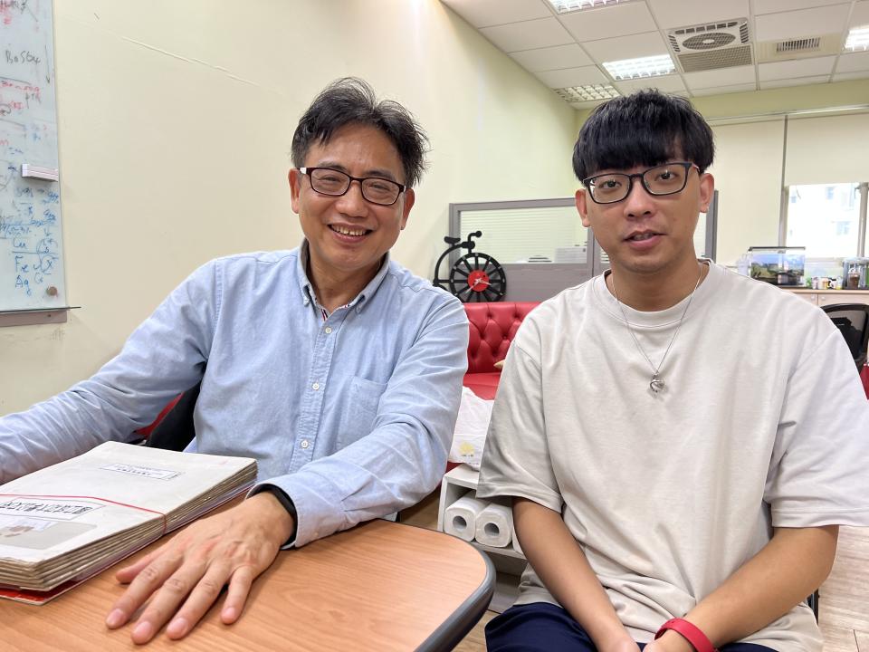 成大資源工程系副教授陳偉聖（左)師生投入資源循環研究。（記者趙家麟攝）