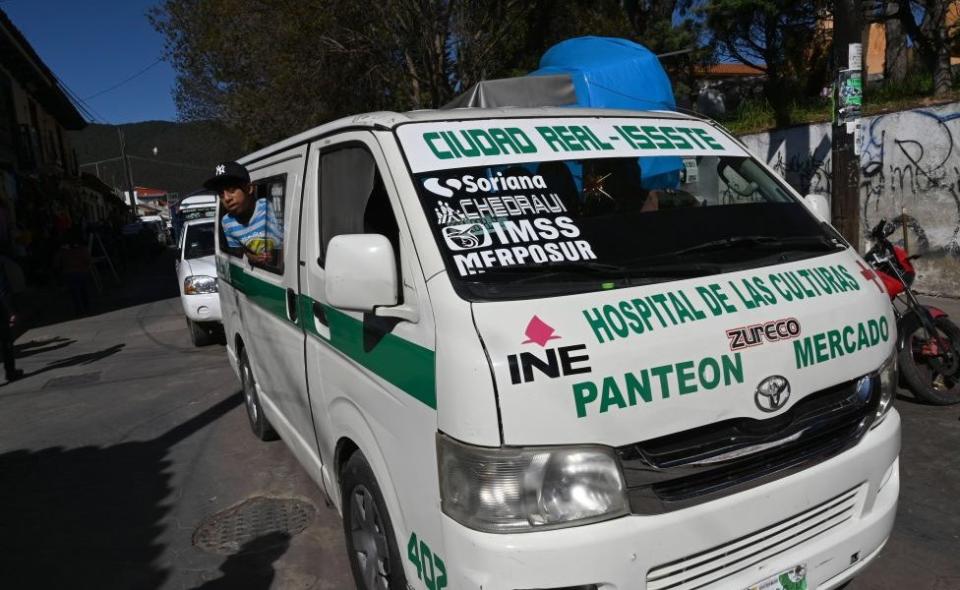 Bus local en San Cristóbal de las Casas, Chiapas, México.