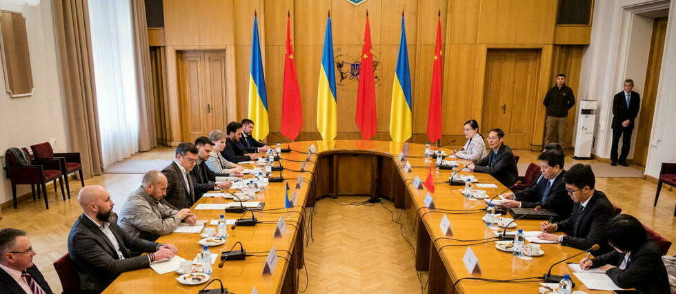 Li Hui, envoyé par Pékin en Europe pour discuter d'un règlement politique du conflit en Ukraine, sera en visite vendredi à Moscou pour des « consultations » sur ce sujet, a annoncé la diplomatie russe (image d'illustration).   - Credit:UKRAINIAN FOREIGN MINISTRY / HANDOUT / MAXPPP / EPA/MAXPPP