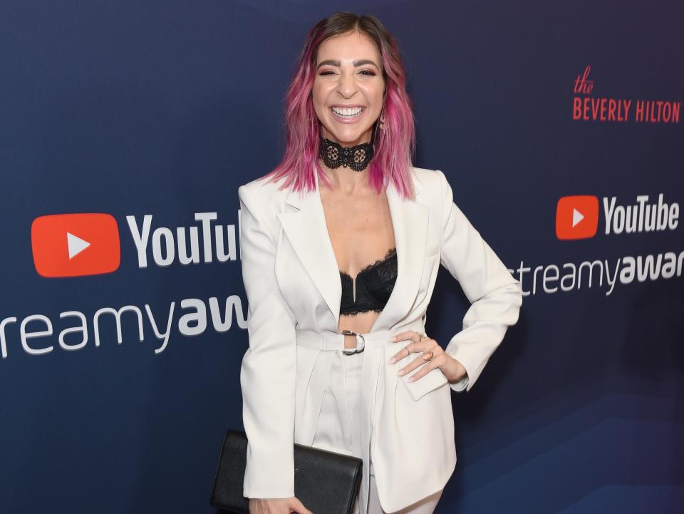 Gabbie Hanna on the Streamys red carpet