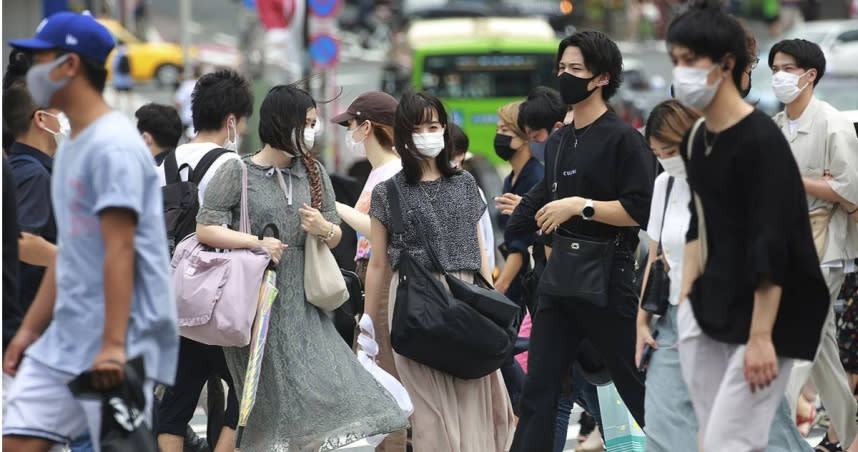 日本新冠肺炎疫情仍嚴峻。（圖／達志／美聯社）