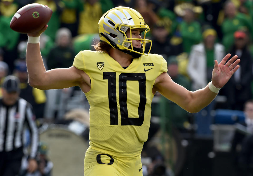 It’s unclear if QB Justin Herbert will return to Oregon for the 2019 season. (Getty Images)