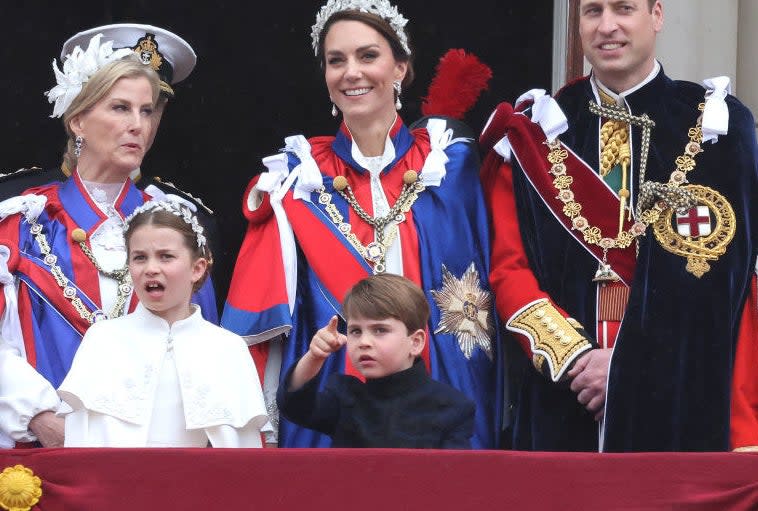 The royal family posing