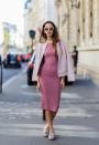 <p>All-Pink-Look. Die Fashionista hat erkannt, was im Frühjahr/Sommer 2017 voll im Trend liegt: Sorbetfarben und Pnk. Die Kombination daraus trägt Marta Sierra von Kopf bis Fuß zur Paris Fashion Week. (Bild: Getty Images)<br></p>