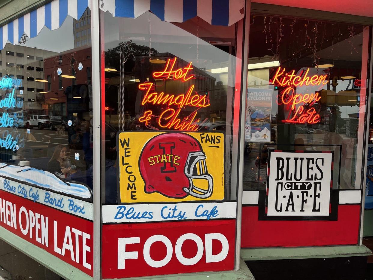 The famous Blues City Cafe on Beale Street is ready for Iowa State football fans.