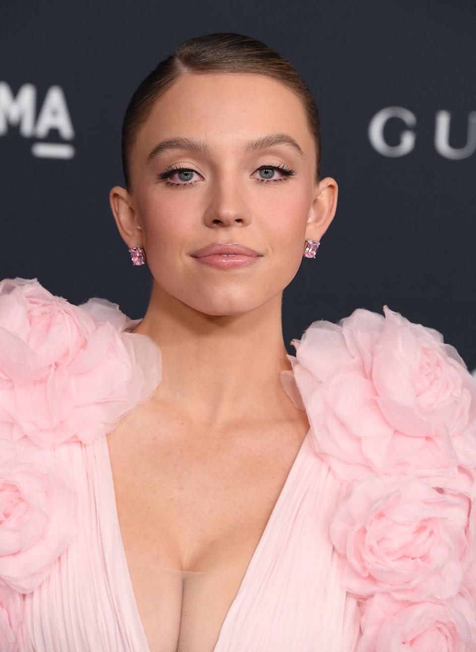 sydney sweeney ballerina bun