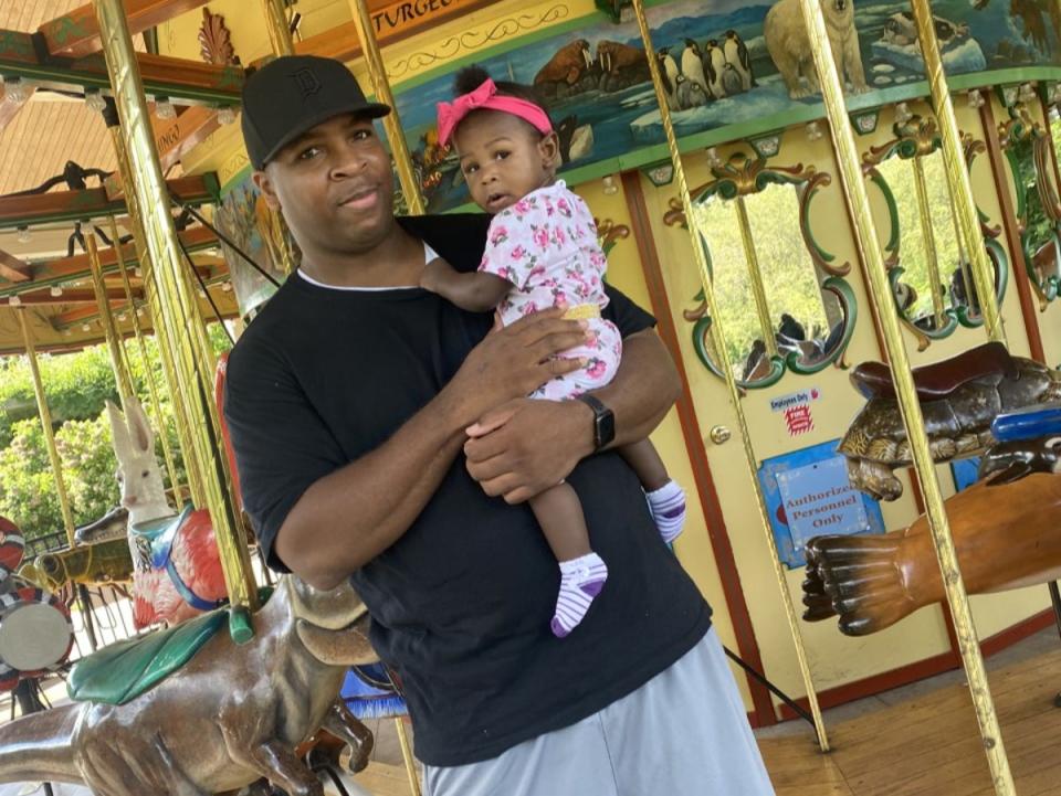 Lorenzo Harrell with his daughter (Lorenzo Harrell)