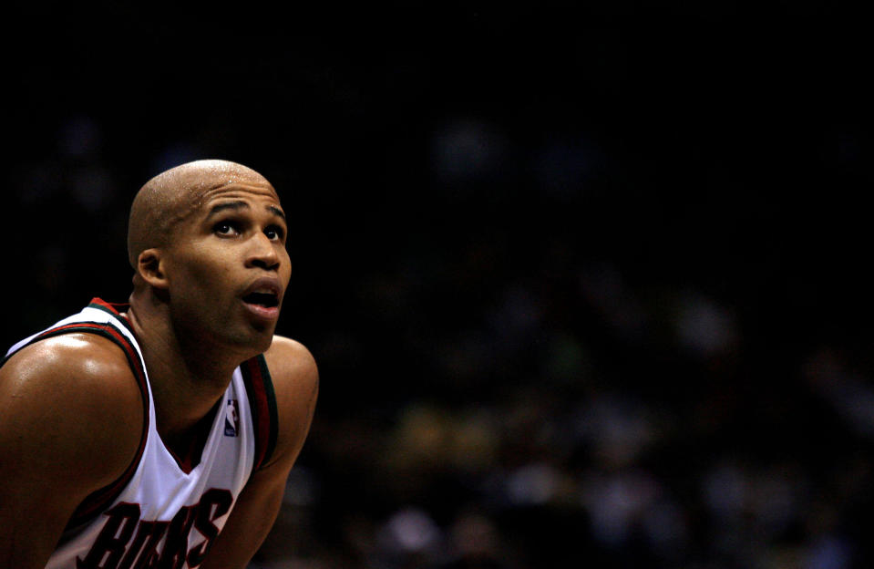 Milwaukee Bucks' Richard Jefferson watches a free throw from the New York Knicks in the first half of an NBA basketball game Friday, Nov. 21, 2008, in Milwaukee. (AP Photo/Darren Hauck)