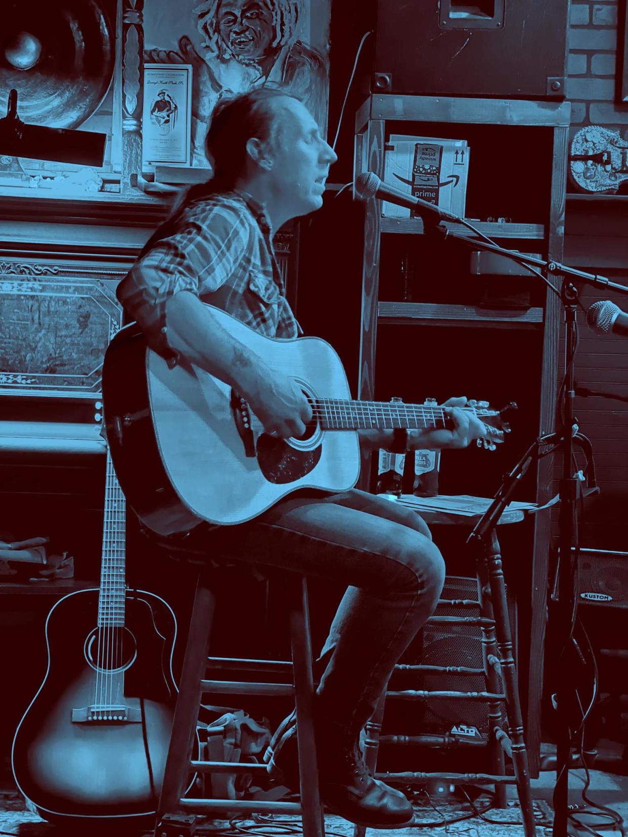 Pat Puckett brings the tunes to the Blue Tavern at 8 p.m. Friday, July 1 2022.