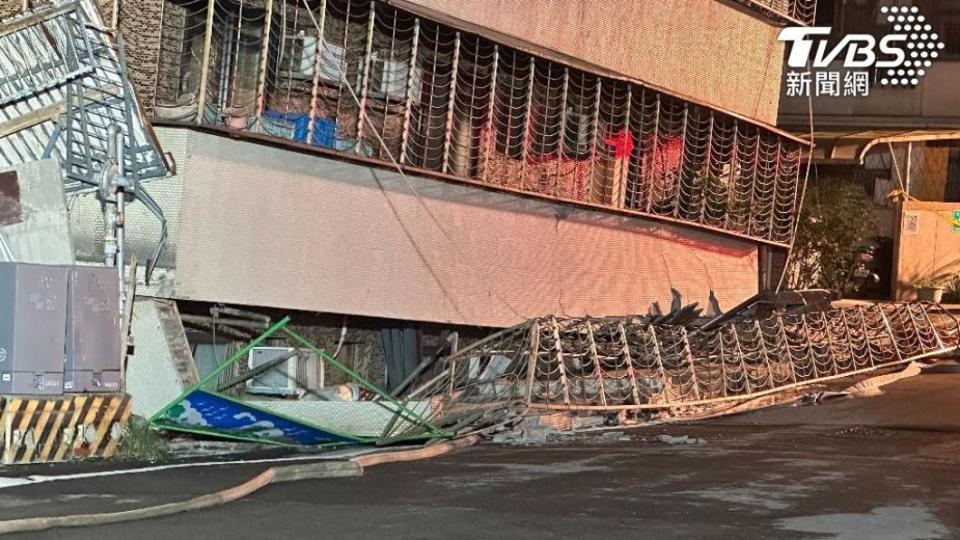 基泰大直發生工安事故，附近住戶一樓被夷平。（圖／TVBS）