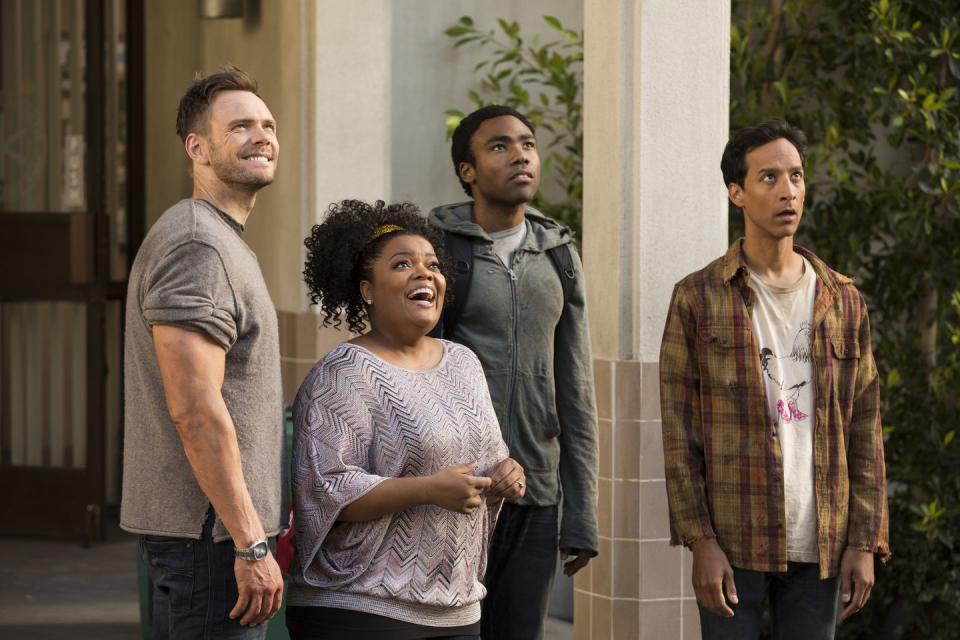 joel mchale, yvette nicole brown, donald glover, danny pudi, community season 5