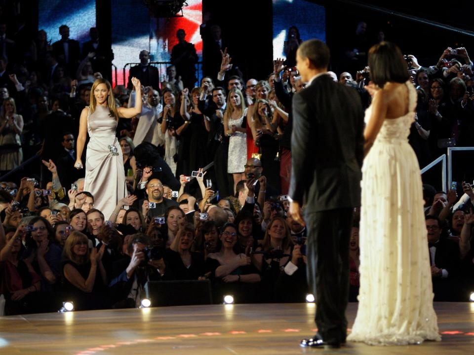 michelle and barack obama with beyonce