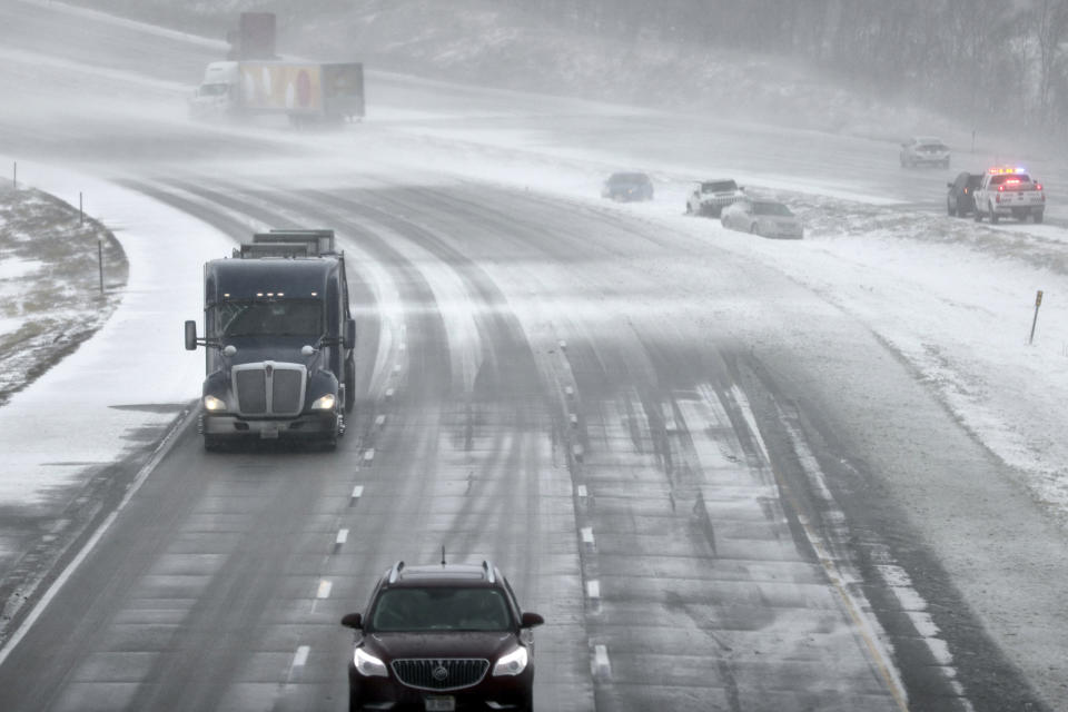 Image: Iowa blizzard conditions (Nati Harnik / AP)