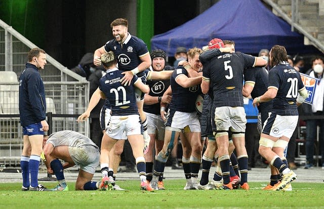 Scotland celebrate their historic win in Paris