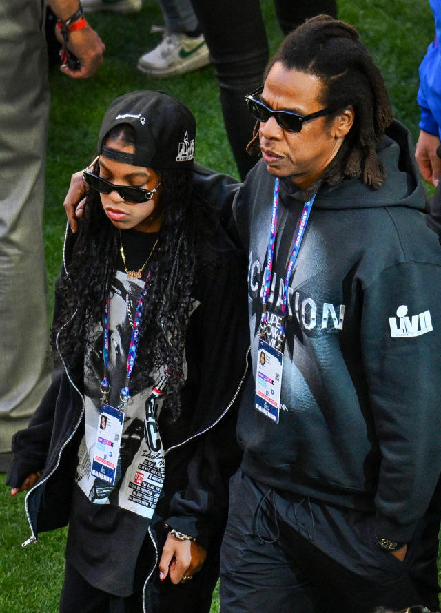 Jay-Z and Blue Ivy Carter Are a Cool Father-Daughter Duo at the