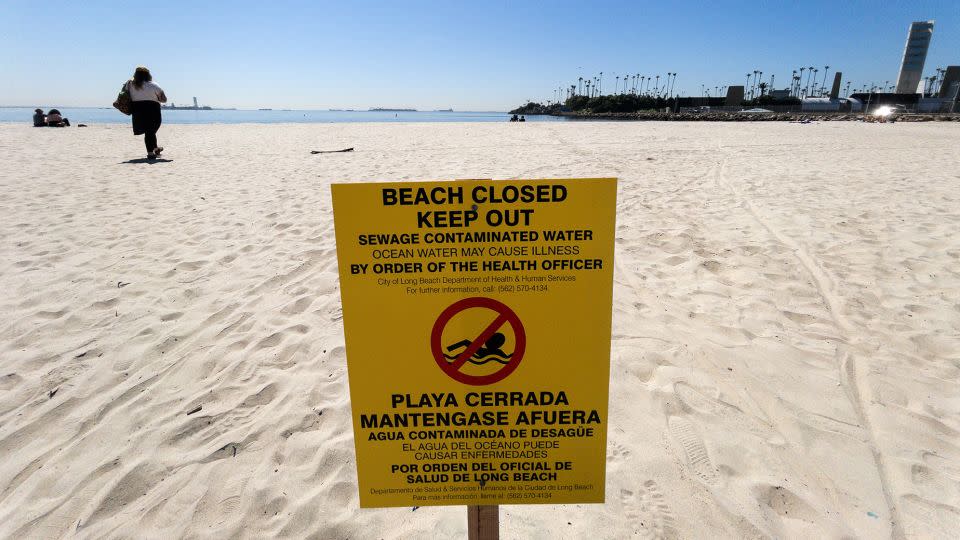 A sewage spill closed Long Beach, California, in April 2023. - Myung J. Chun/Los Angeles Times/Getty Images