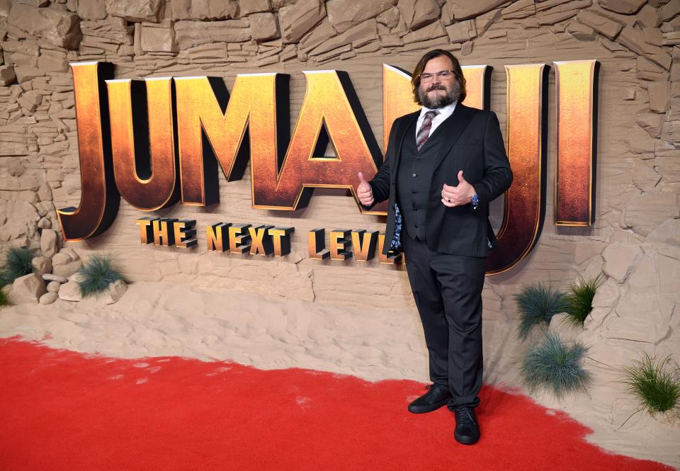 Jack Black looks breath-taking in black suit and pant, at the premiere of Jumanji: The Next Level