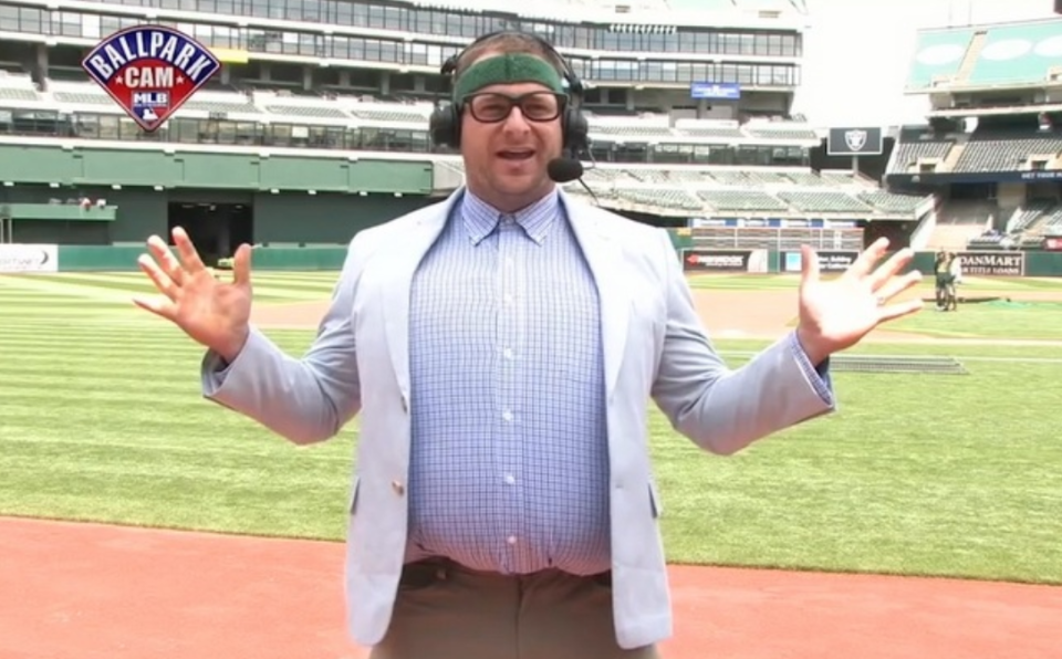 Stephen Vogt doing his Chris Farley impression