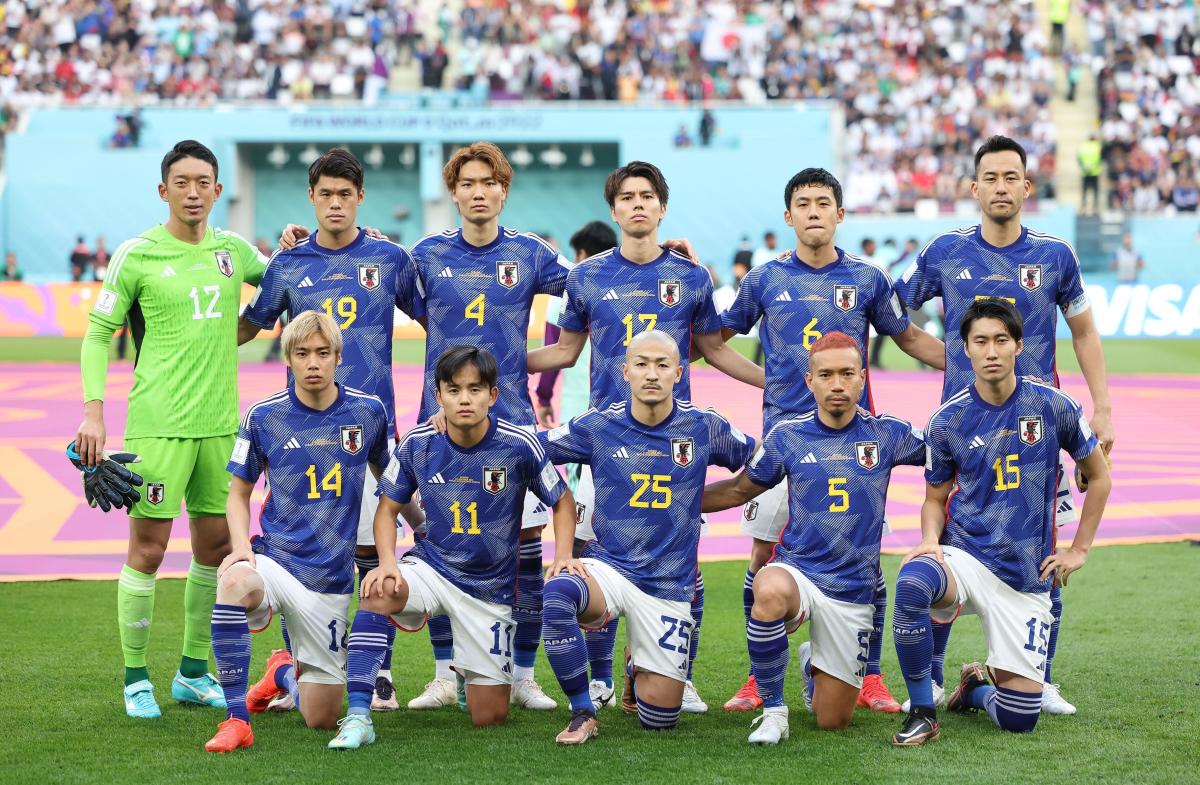 After shock World Cup win, Japanese players leave dressing room "spotless"