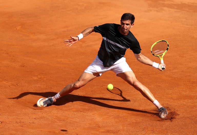 El tenista argentino Federico Delbonis superó al canadiense Félix Auger-Aliassime en Roma y jugará, por primera vez, los cuartos de final de un Masters 1000.