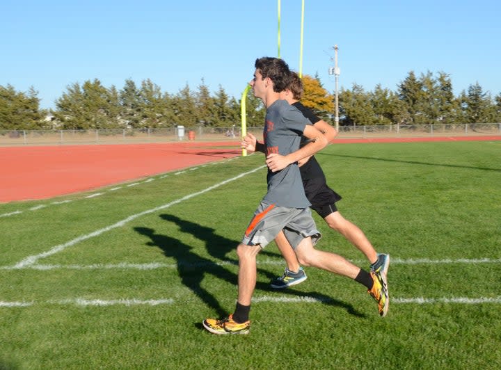 posture bar to keep running arms back