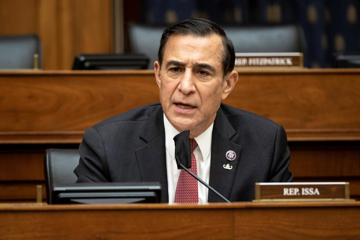 Ο εκπρόσωπος Darrell Issa (R-CA) μιλάει κατά τη διάρκεια ακρόασης της Επιτροπής Εξωτερικών Υποθέσεων της Βουλής στην Ουάσιγκτον, DC, ΗΠΑ, 10 Μαρτίου 2021. Ting Shen/Pool μέσω REUTERS