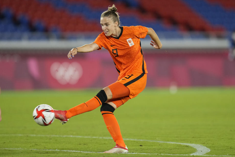 FILE Netherlands' Vivianne Miedema strikes the ball to score her side's 2nd goal during a women's quarterfinal soccer match against United States at the 2020 Summer Olympics, Friday, July 30, 2021, in Yokohama, Japan. (AP Photo/Silvia Izquierdo, File)