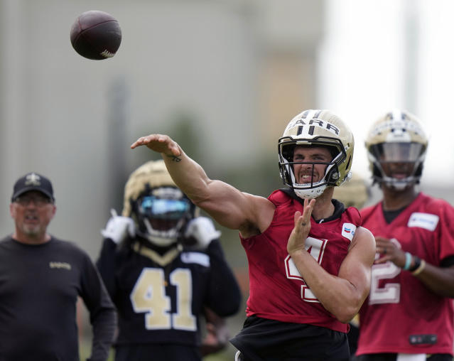 Saints' Marcus Davenport Reportedly Will Miss 'About a Month' with