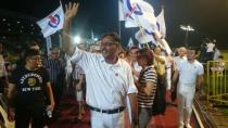 Murali Pillai arrives at the rally (Photo: Safhras Khan/ Yahoo Singapore)