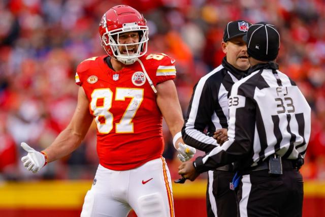 Travis Kelce Breaks Down Lateral Throw, 'Fired Up' Patrick Mahomes