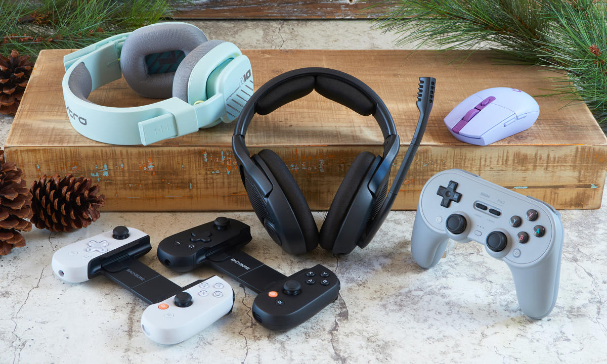 6 Best Gifts for Gamers: Latest Tech Gift Ideas in 2021 - The Best