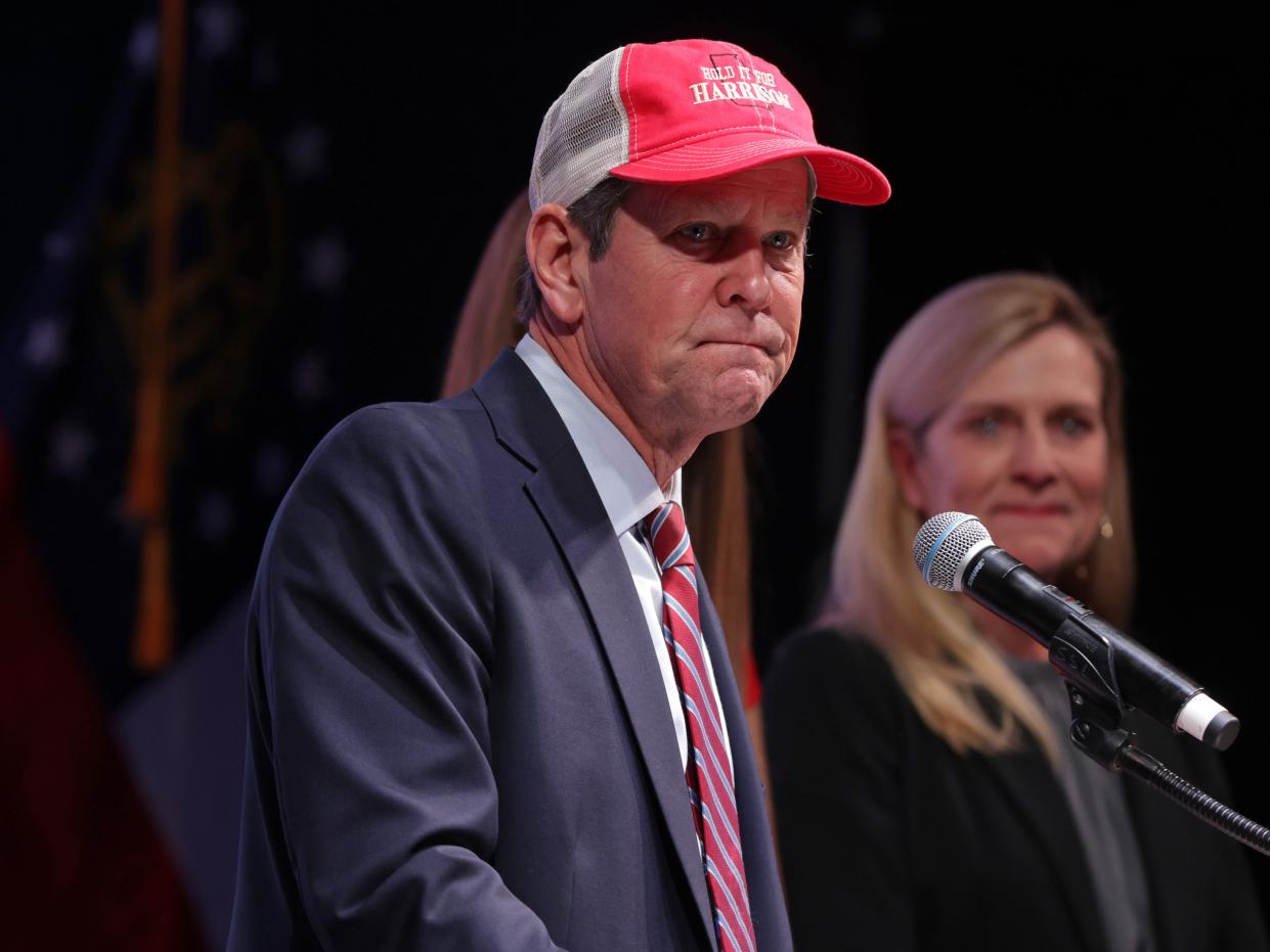 <p> El gobernador deGeorgia, Brian Kemp, ha dicho que apoyaría “absolutamente” a Donald Trump si se convertía en el candidato republicano de 2024  </p> ((Getty Images))